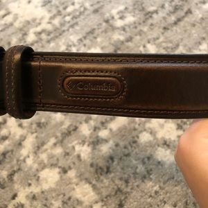 Brown Columbia belt size 34 NWOT